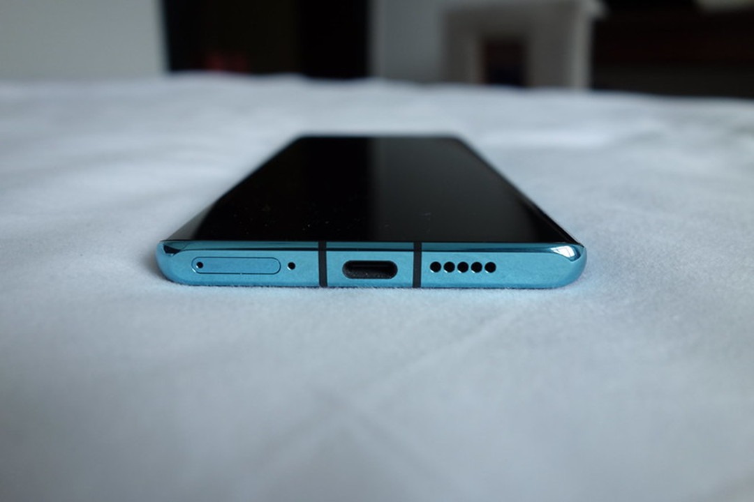 一支被手机外型耽误的相机？华为P30 Pro 王者来临开箱动手玩